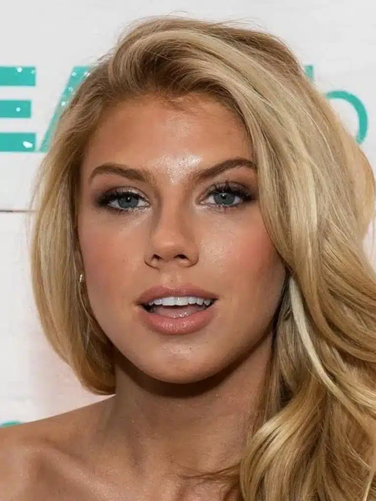 Charlotte Mckinney Biography: Wiki, Age, Career, Height, Weight, Boyfriend, Net Worth & More